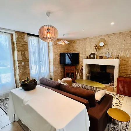 Holiday home En Pierre Avec Piscine Privee *